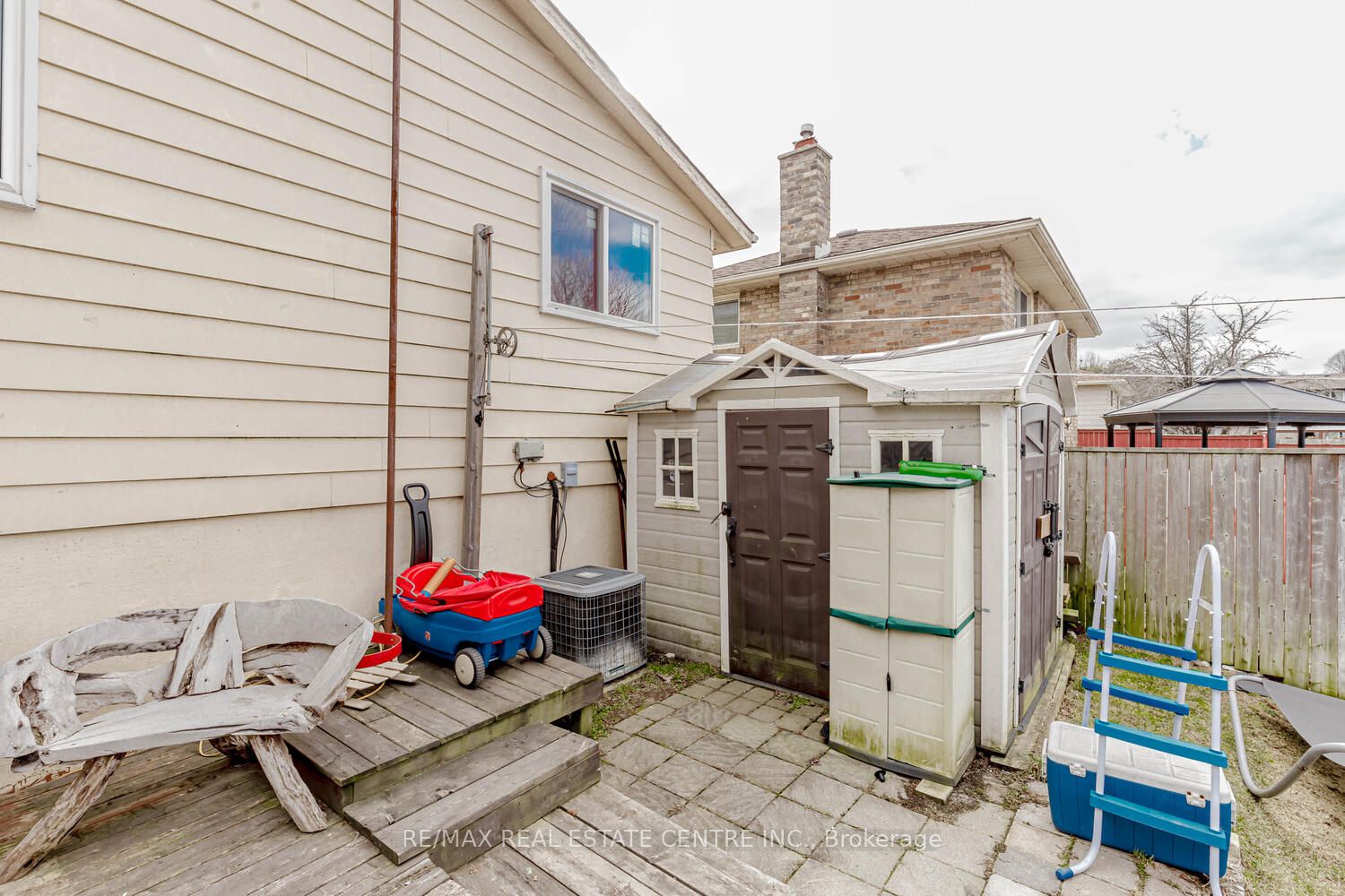 84 Elgar Avenue