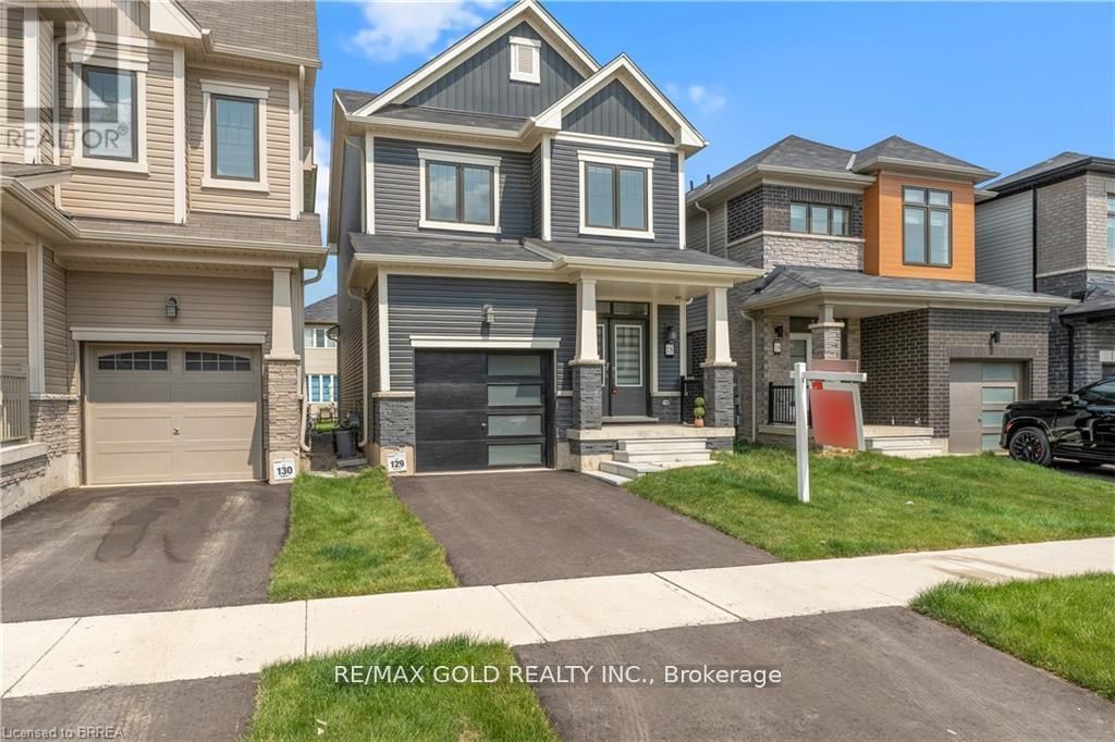 18 Mclaren Ave