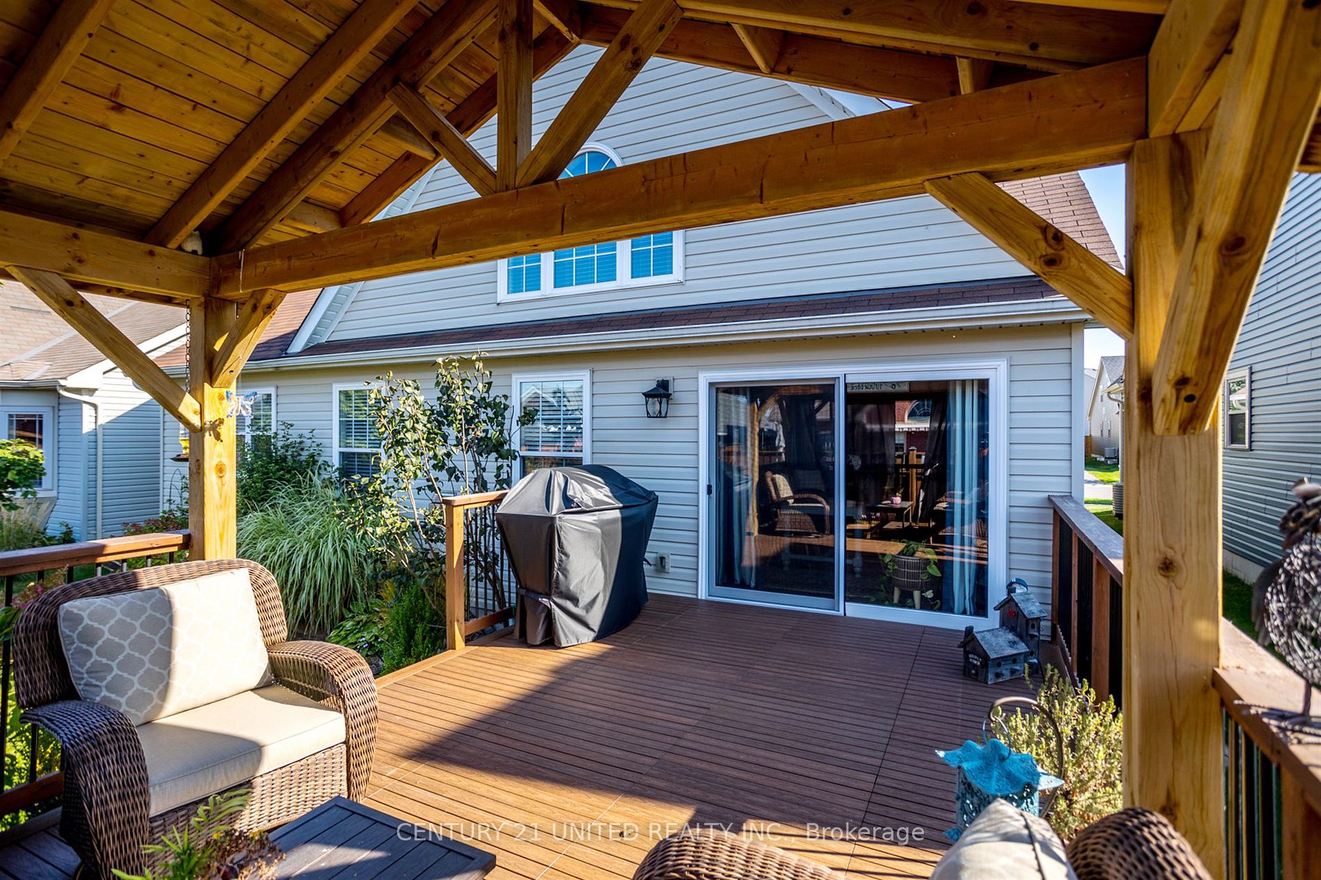 15 Brackendale Trail