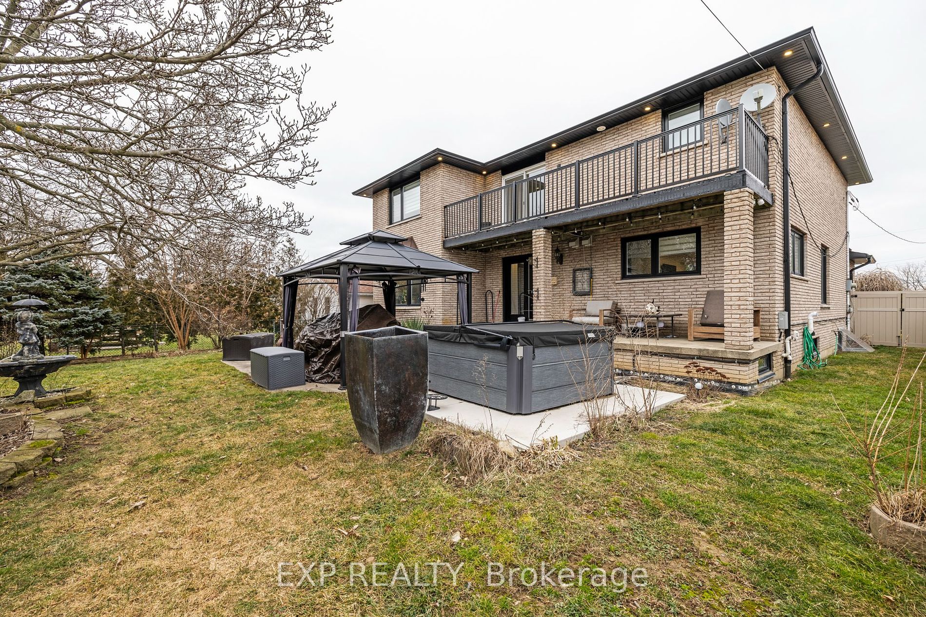 107 Kennedy Ave