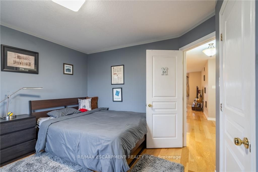 177 Highgate Hts