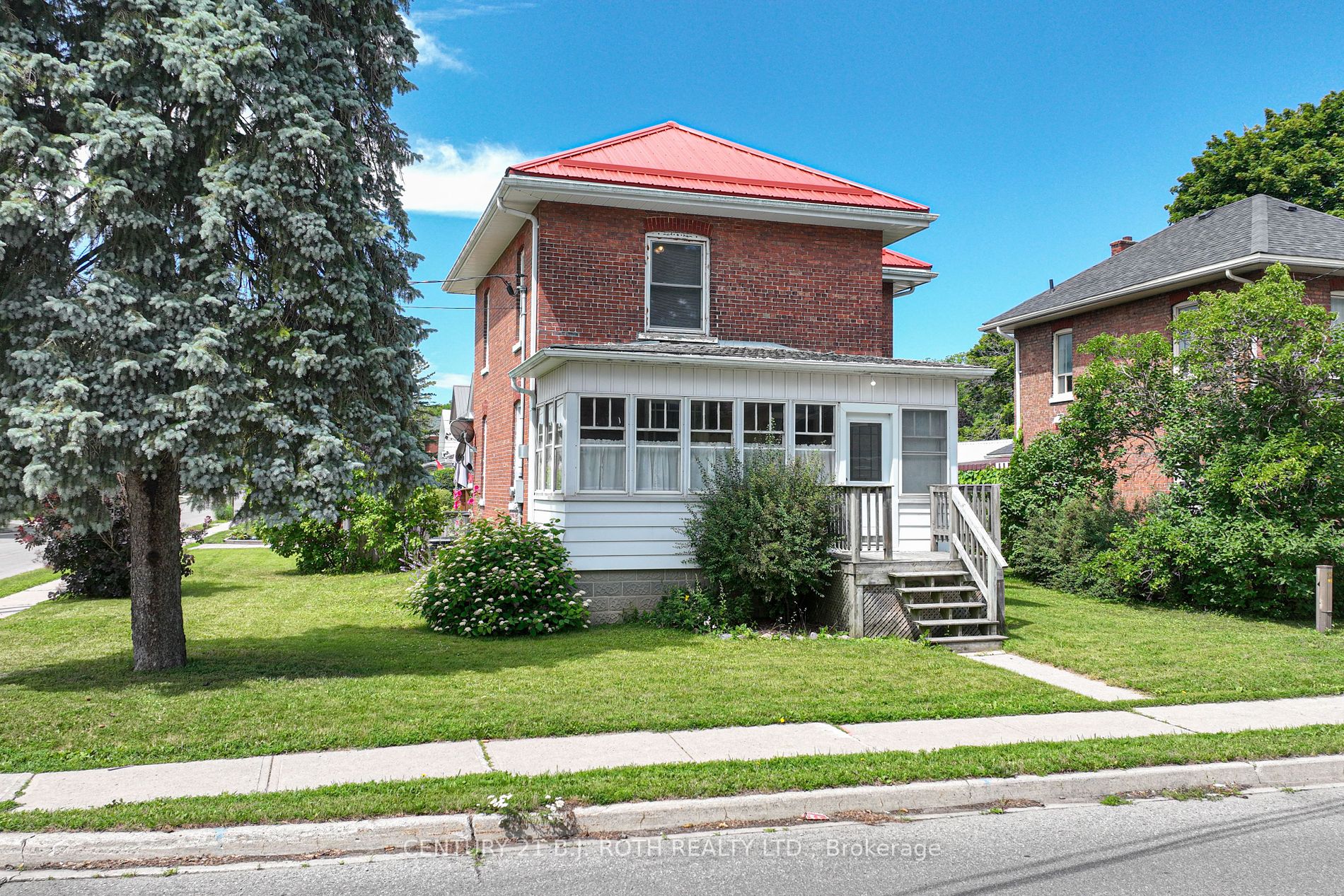 33 Sussex Street S