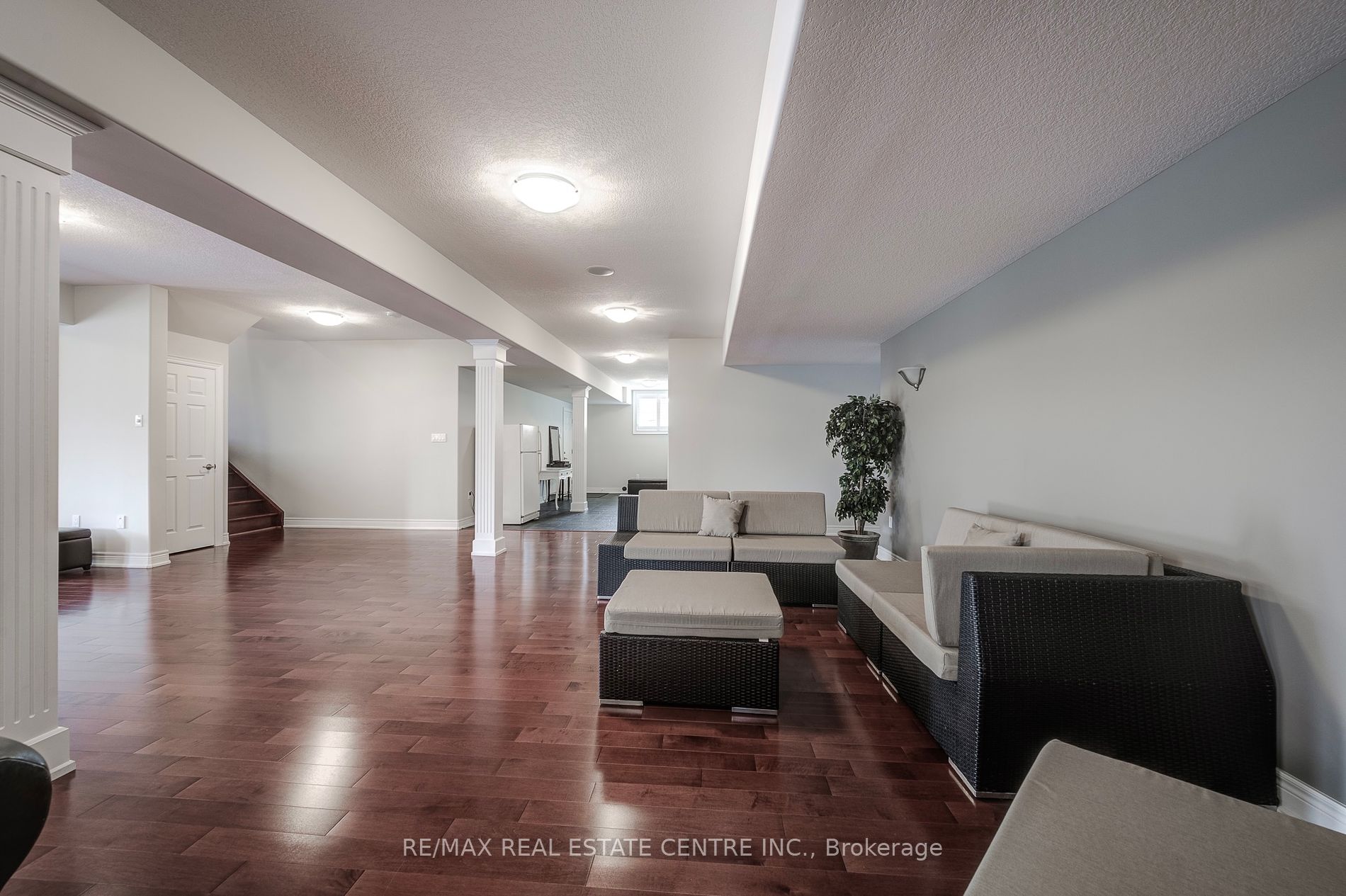 4072 Highland Park Drive