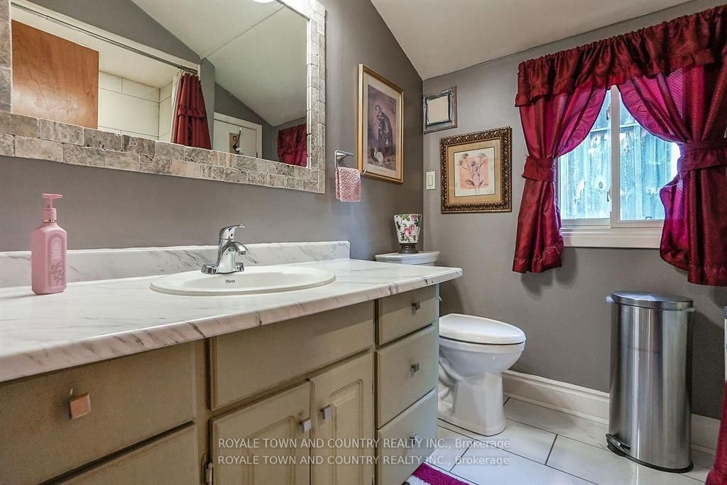 93 Driftwood Shores Rd