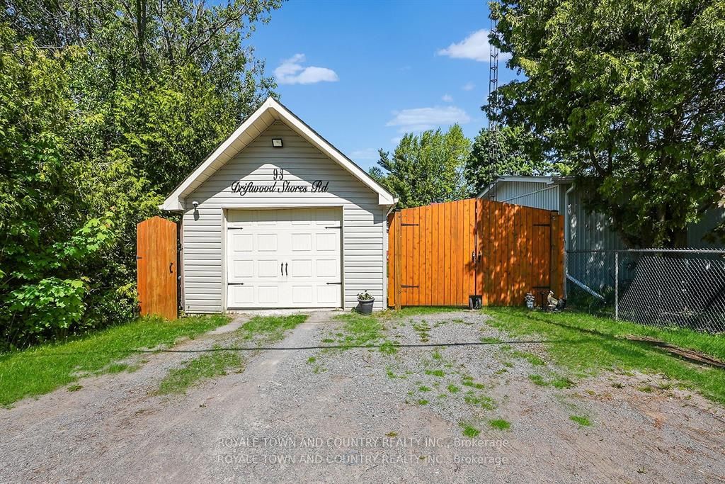 93 Driftwood Shores Rd