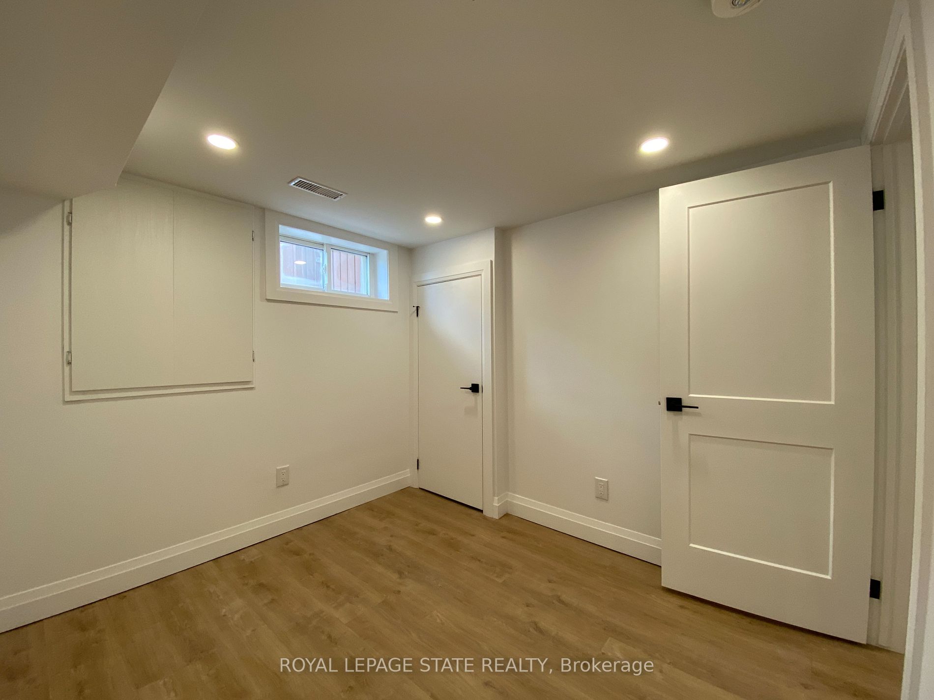 24 Sandalwood Avenue #Lower