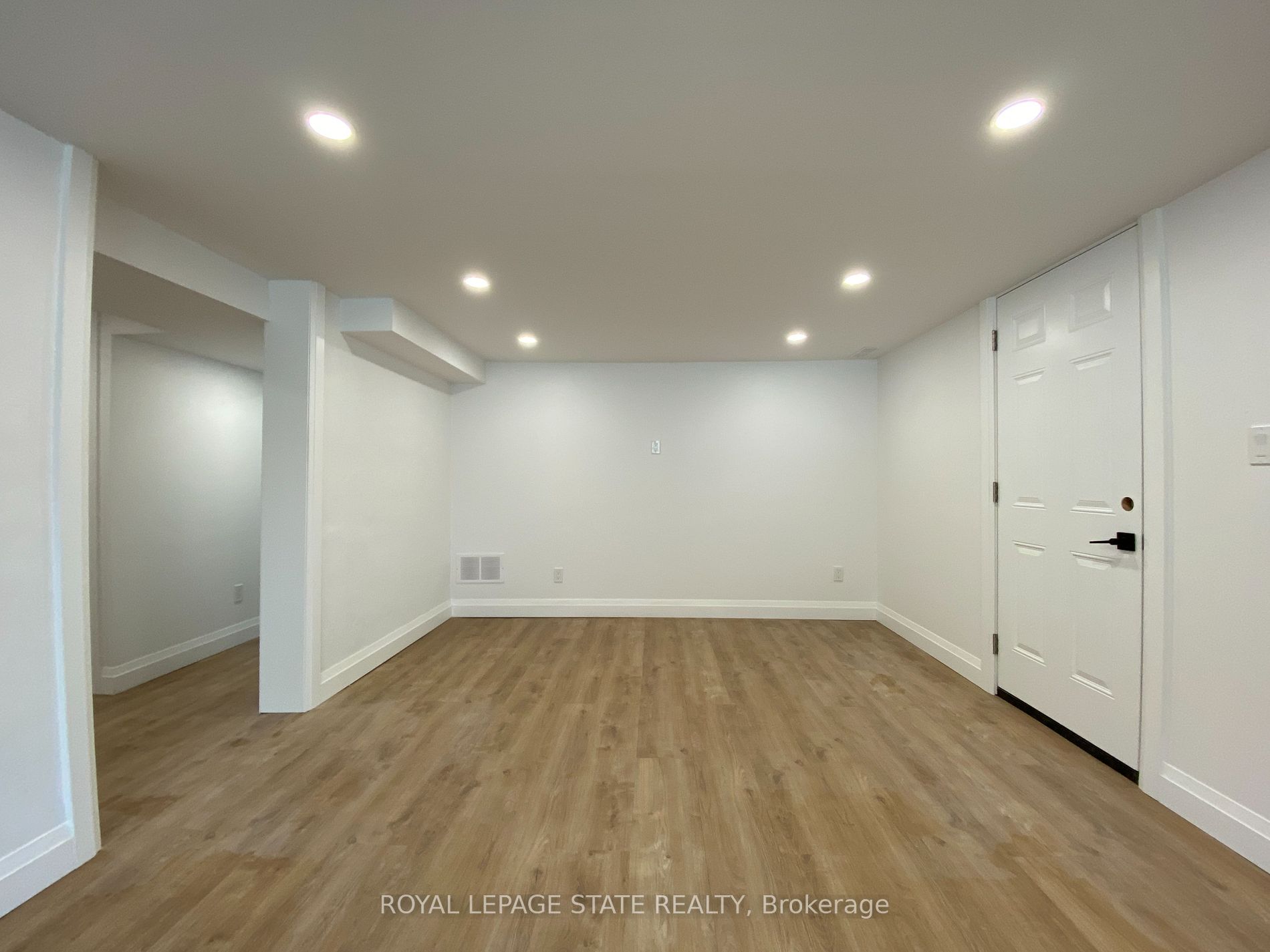 24 Sandalwood Avenue #Lower