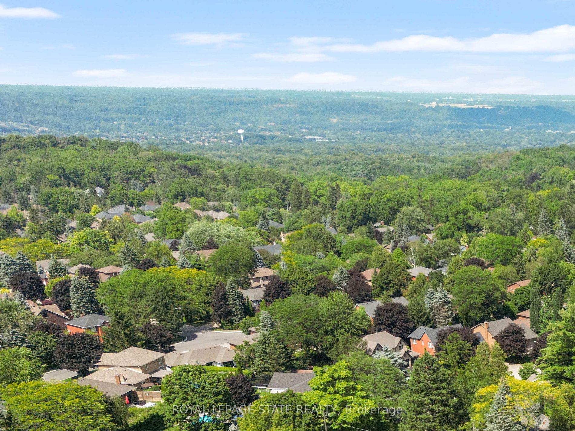 262 Brookview Crt