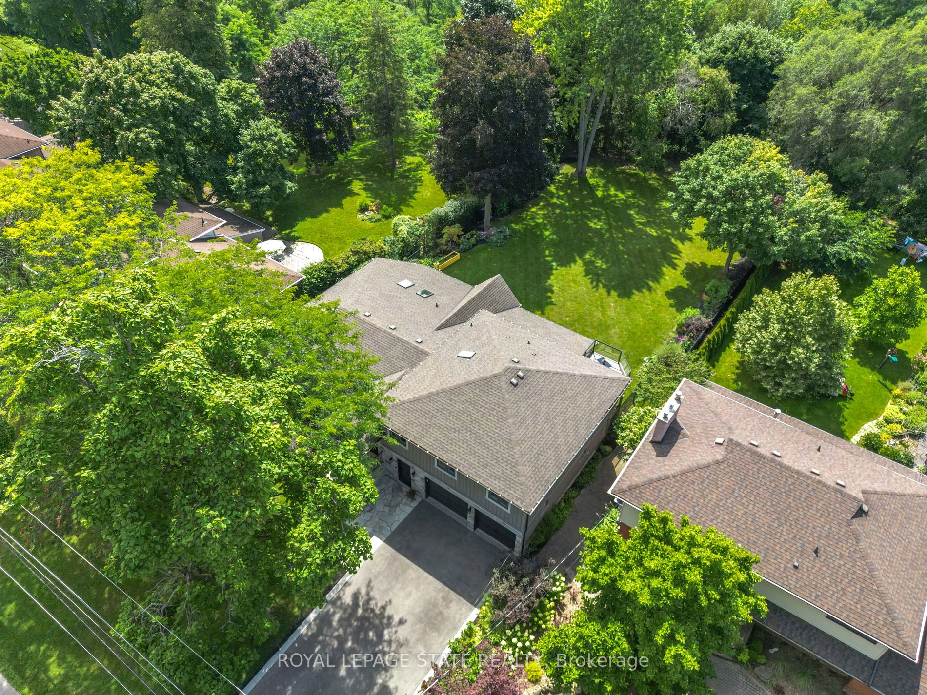 262 Brookview Crt