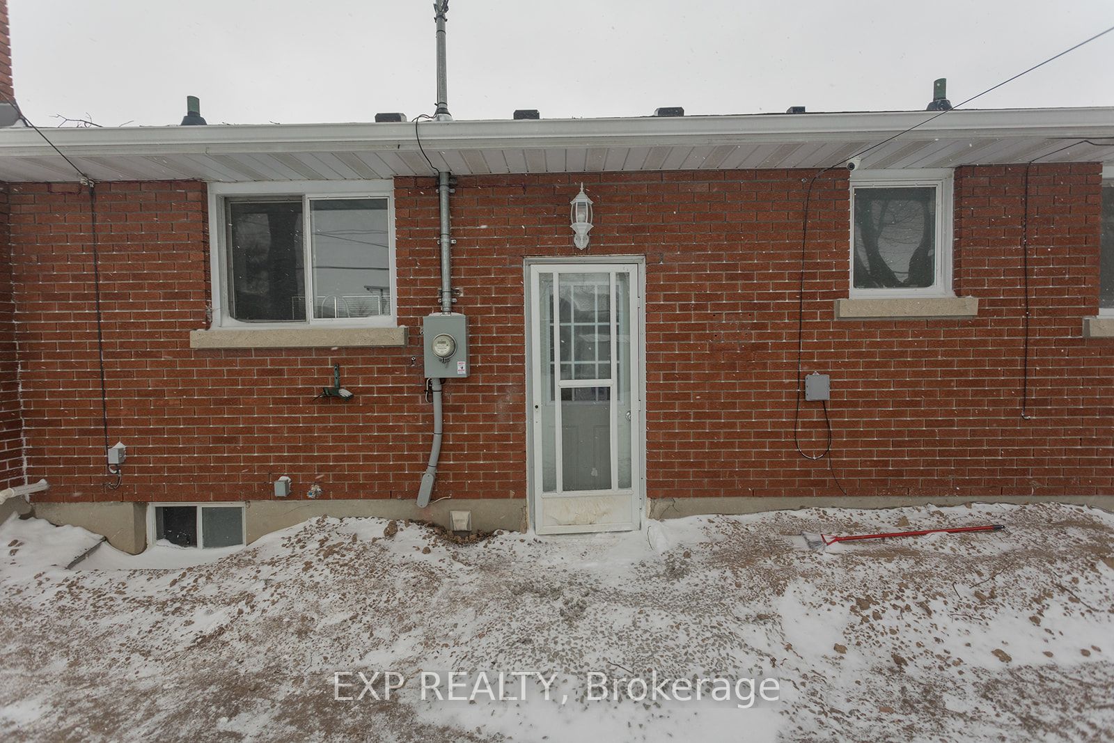 12 Glendale Drive