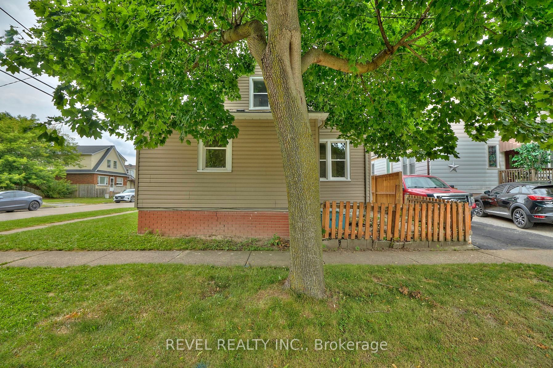 43 Cosby Avenue