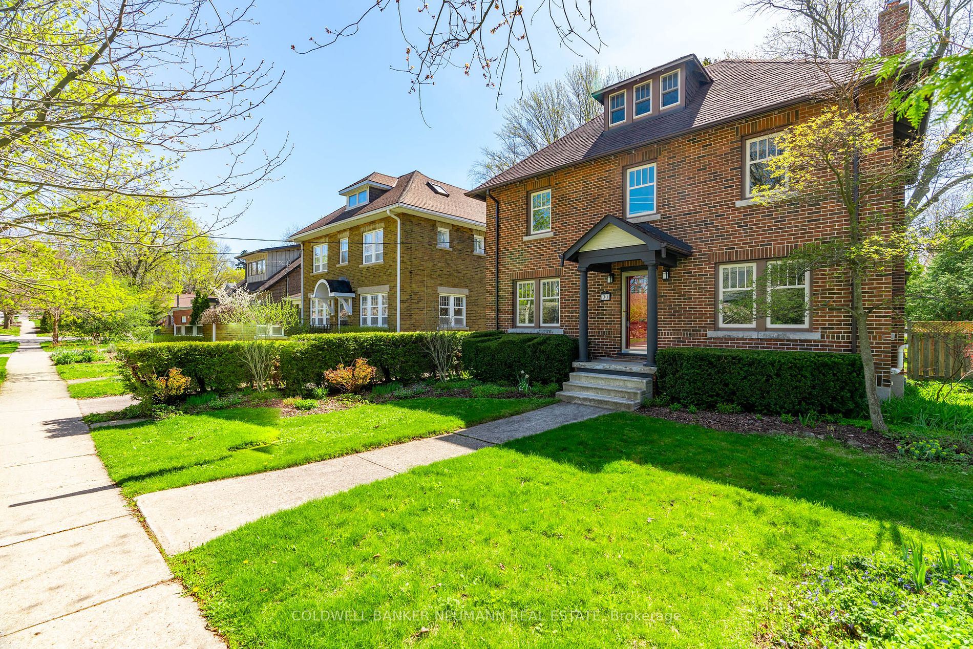 30 Dean Avenue