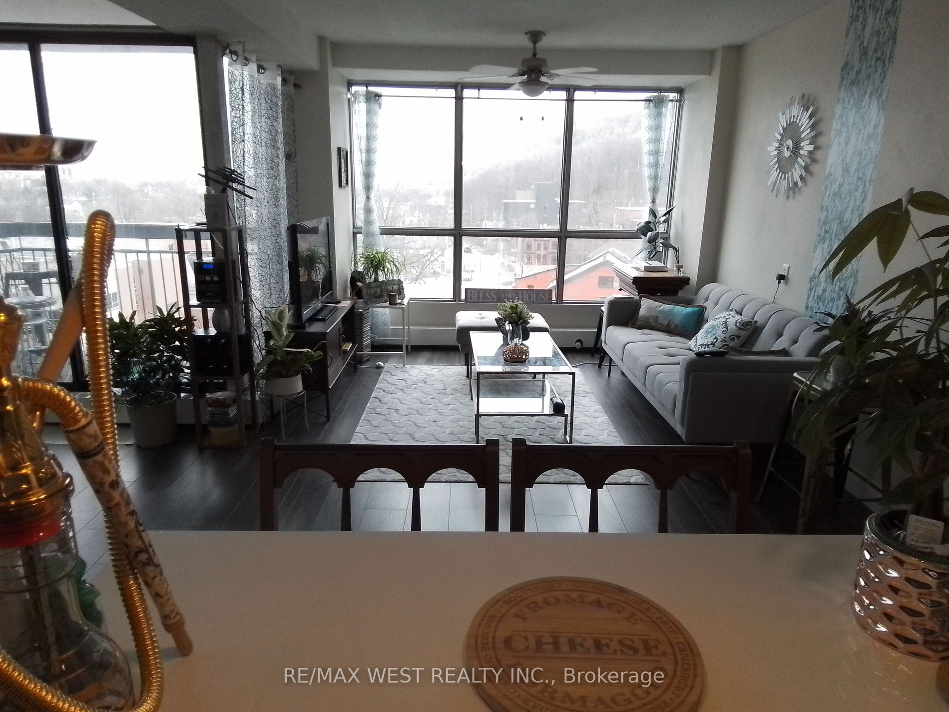 150 Charlton Ave E, #702