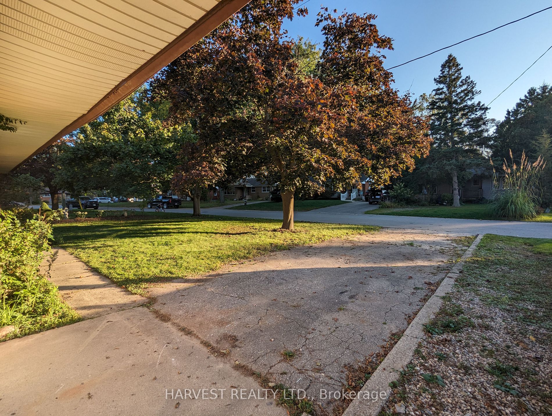 22 MONTGOMERY Road