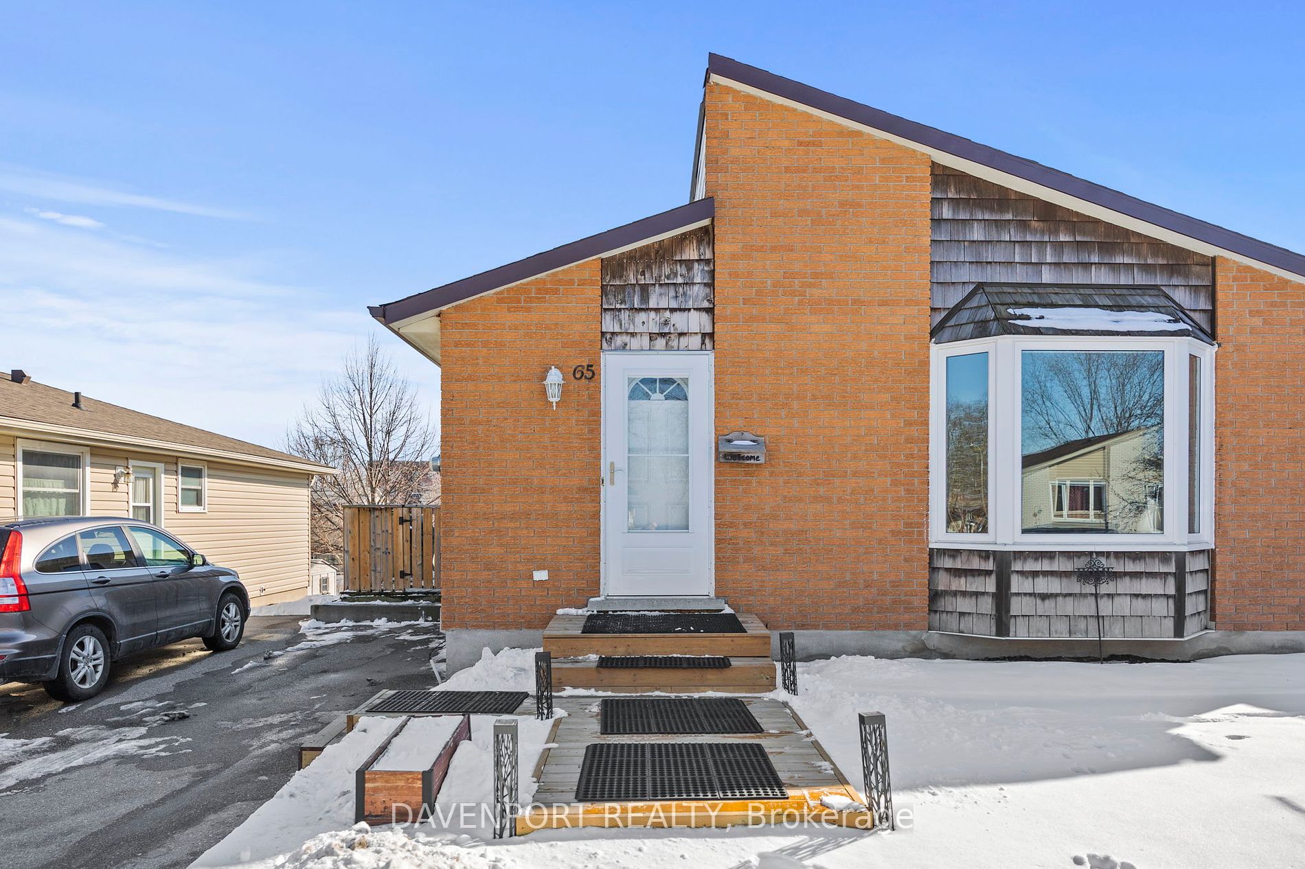 65 Blackhorne Crescent