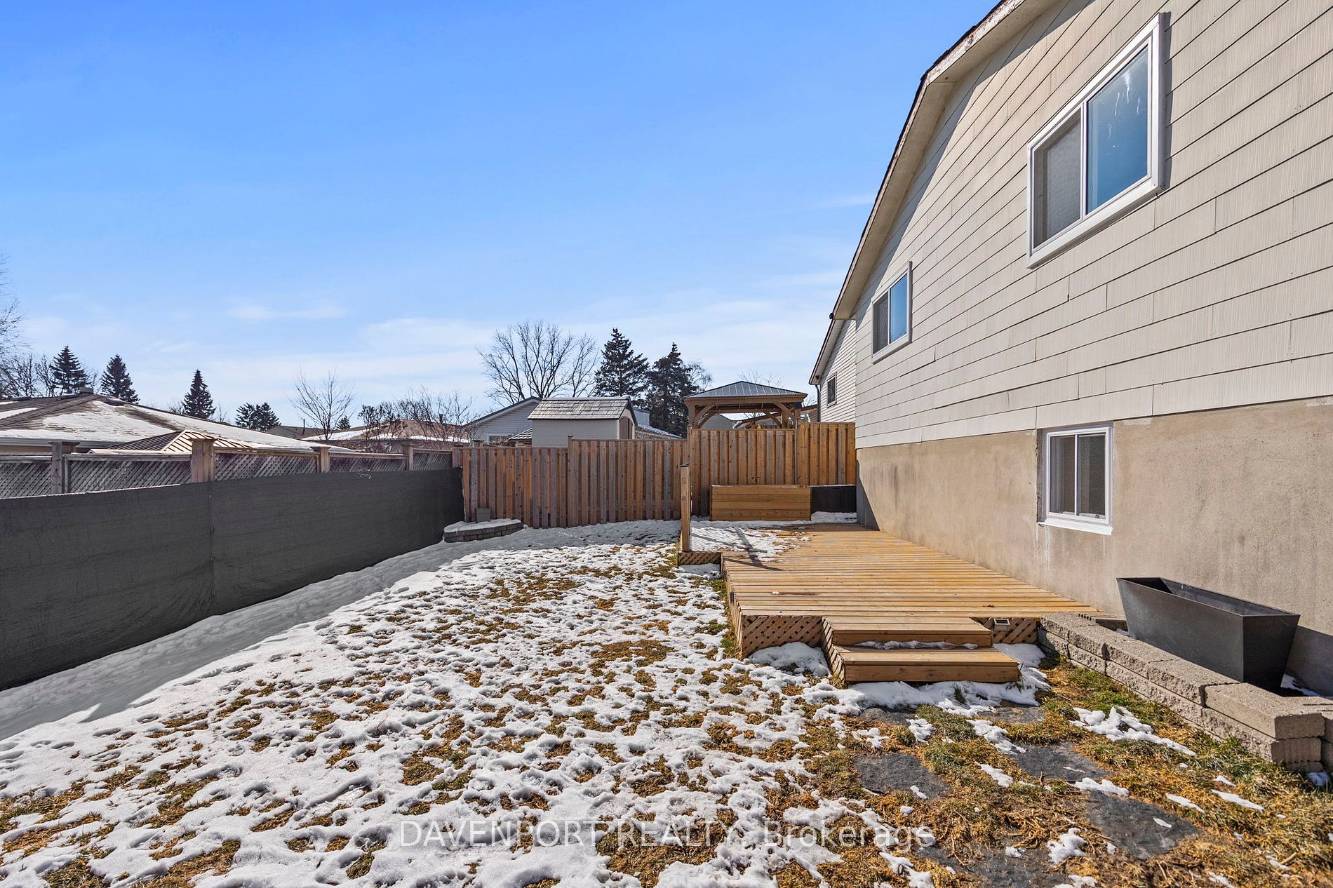 65 Blackhorne Crescent