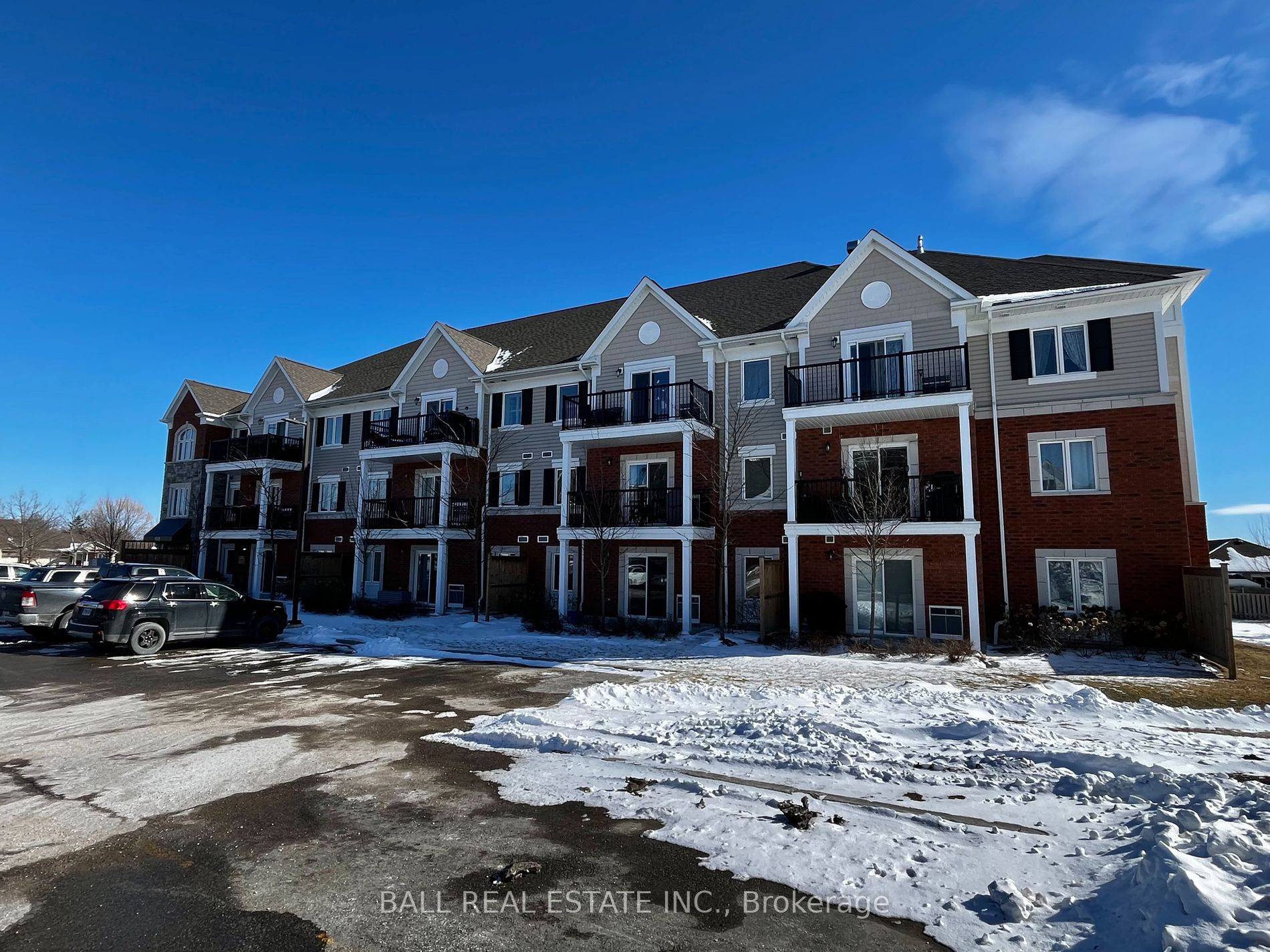910 Wentworth Street #102