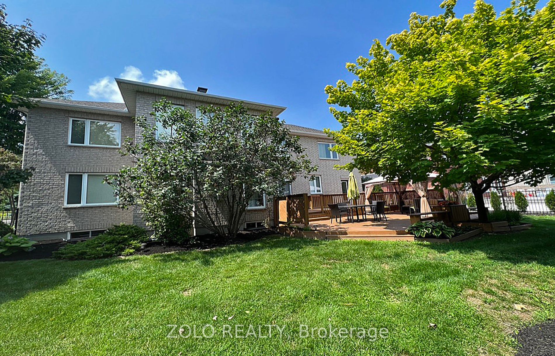 68 Tradewinds Drive