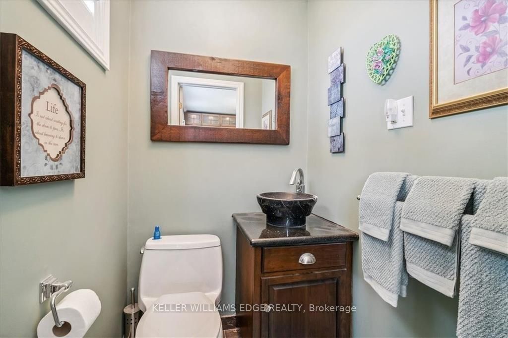 534 Concession 8 Road E