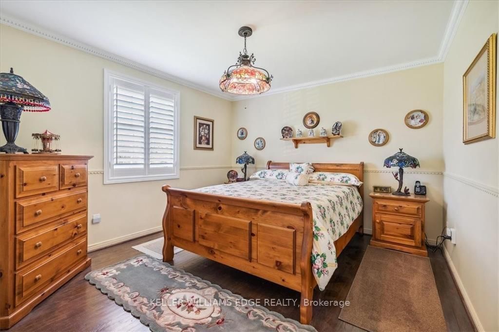 534 Concession 8 Road E