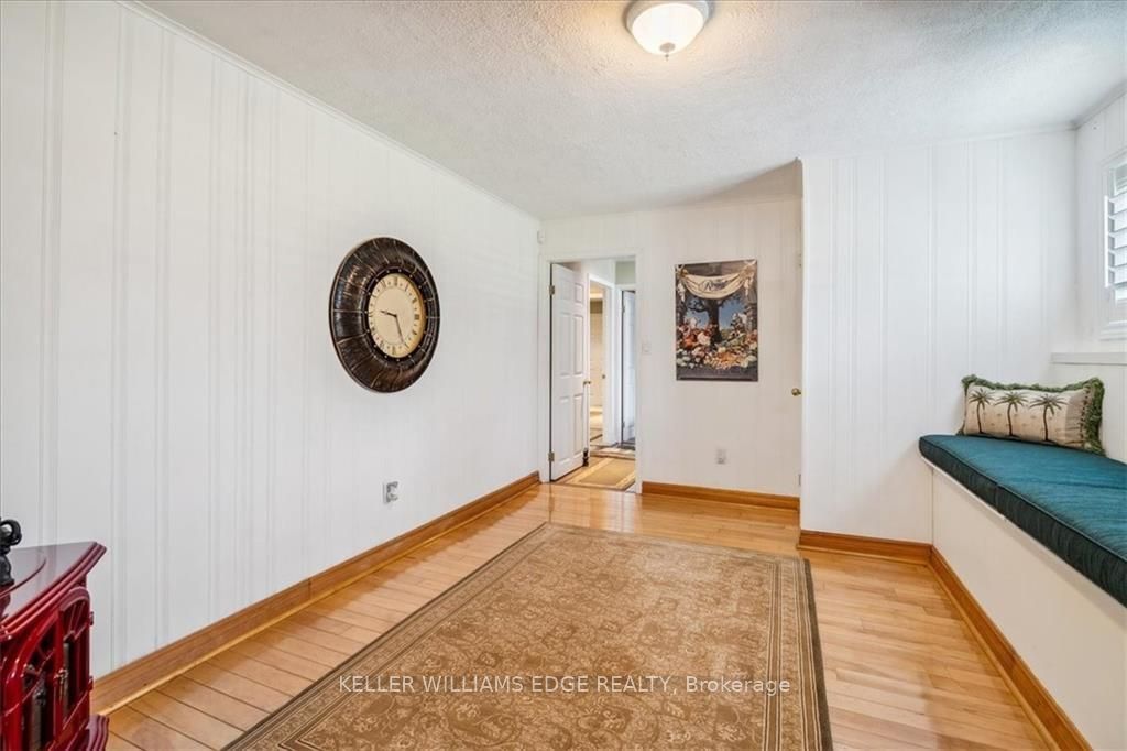 534 Concession 8 Road E