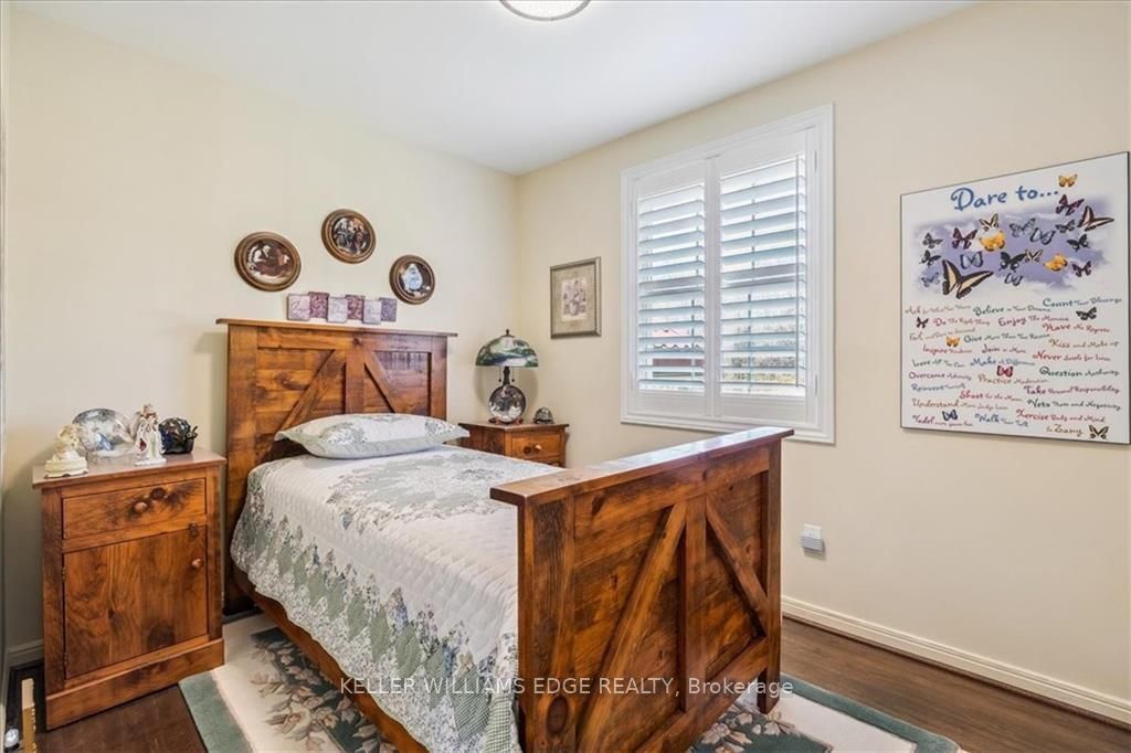 534 Concession 8 Road E