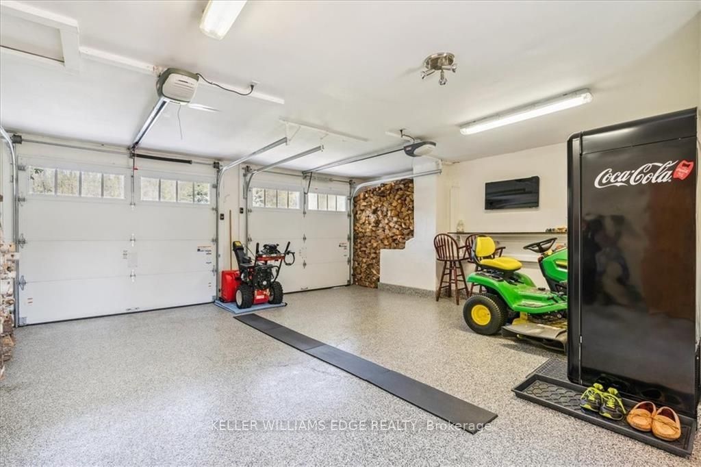 534 Concession 8 Road E