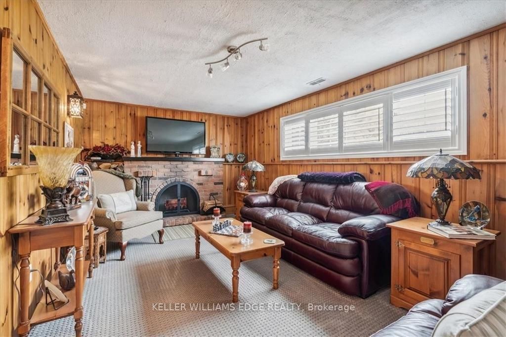 534 Concession 8 Road E
