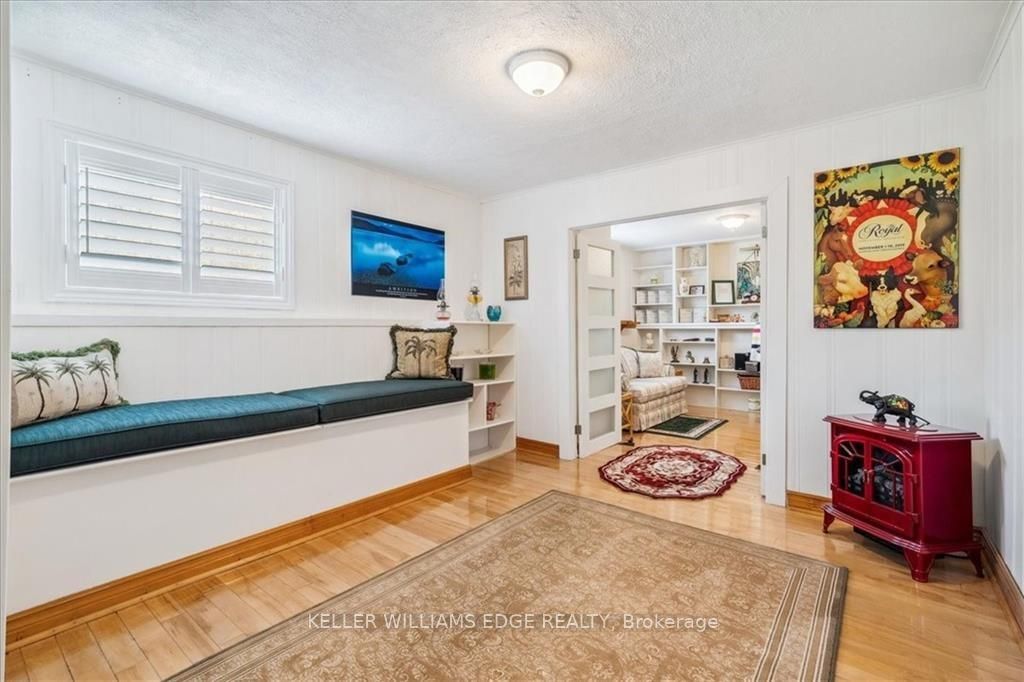 534 Concession 8 Road E