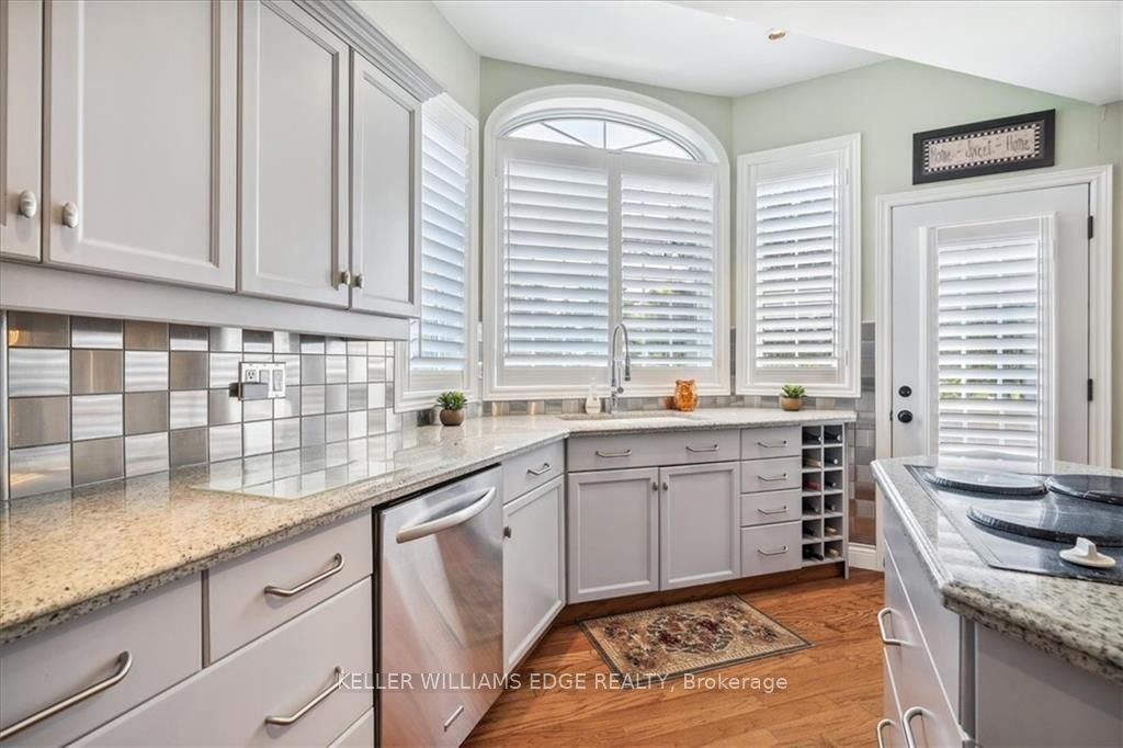 534 Concession 8 Road E