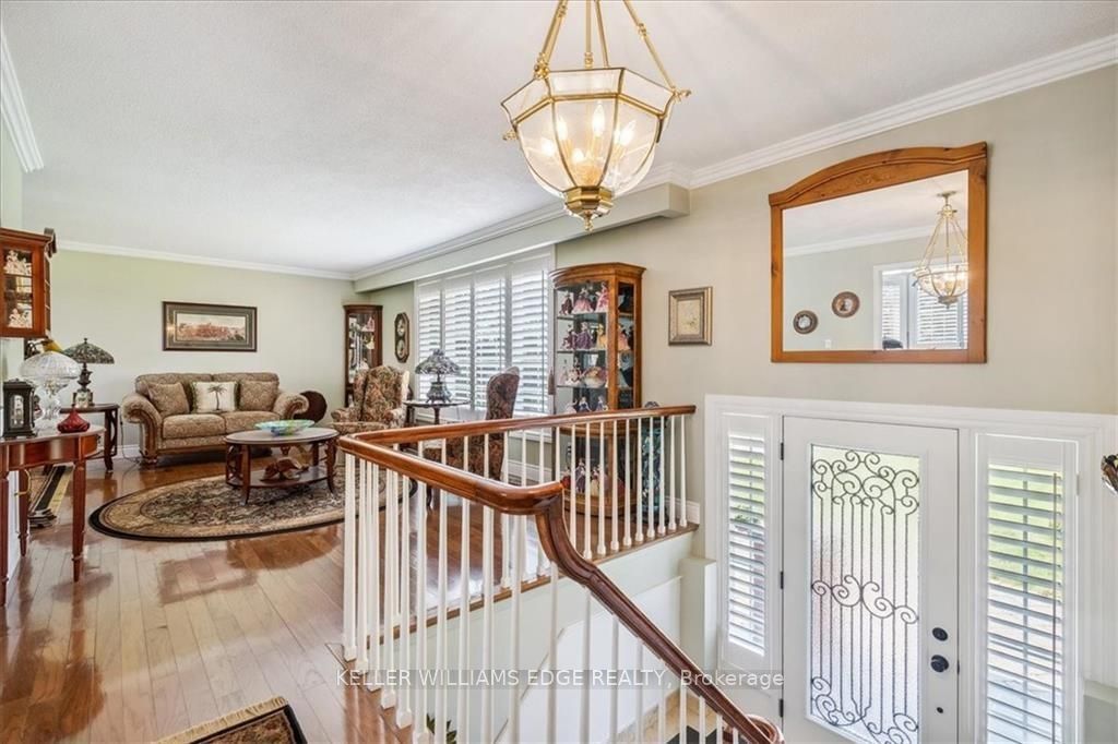 534 Concession 8 Road E