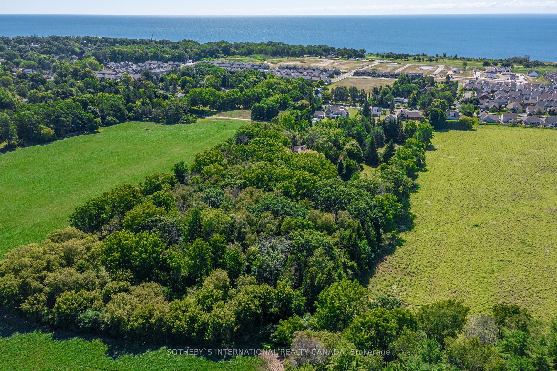 366 Lakeshore Rd