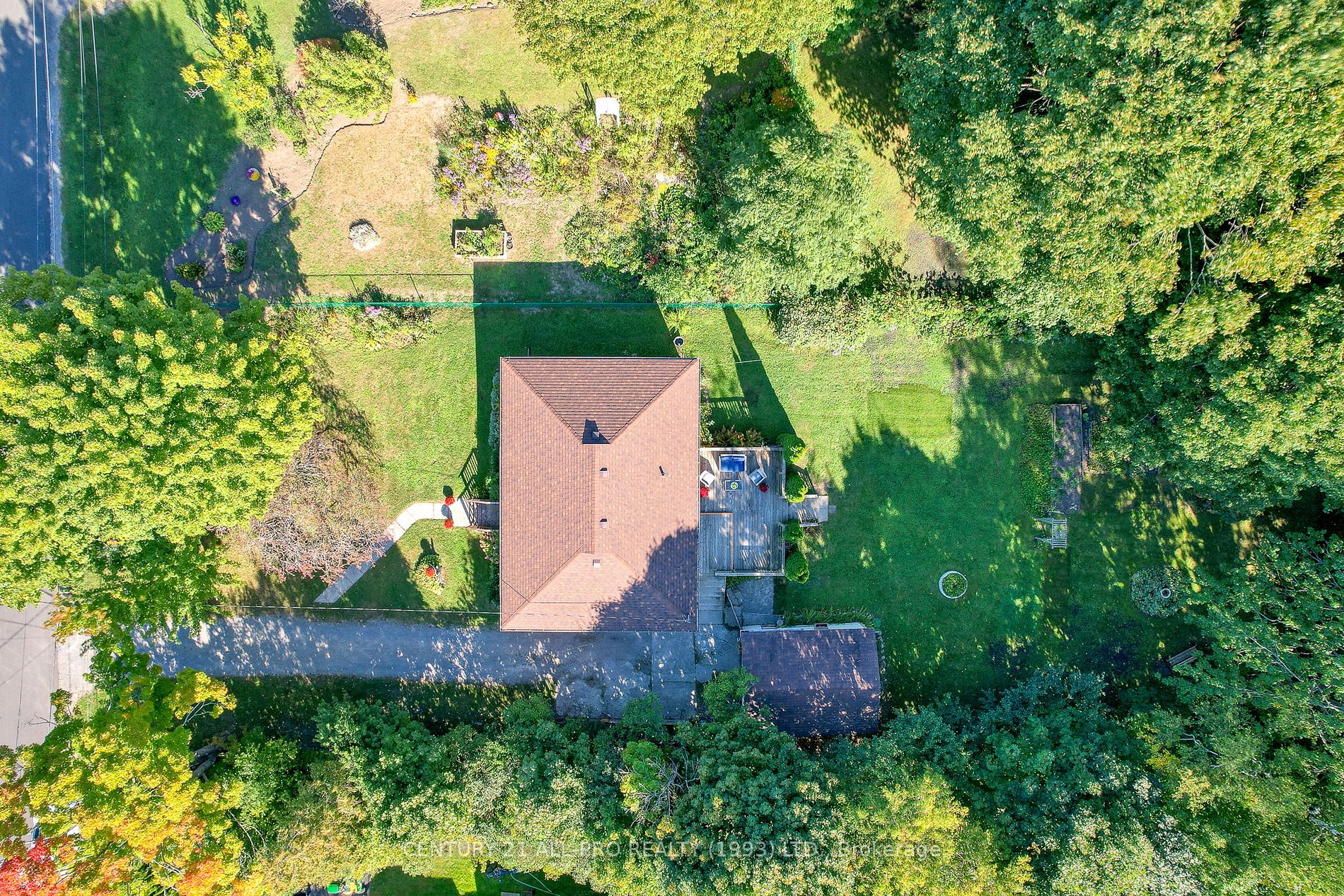21 Orchard Ave