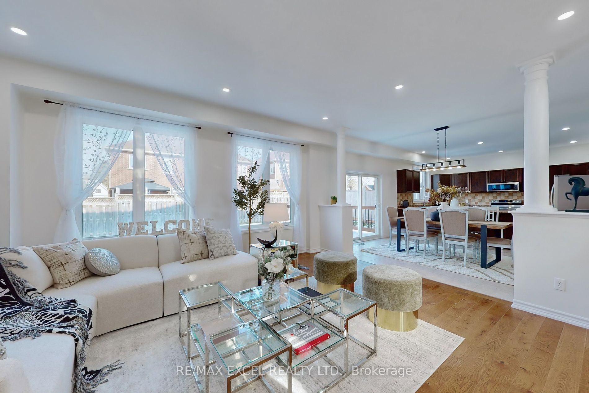 55 Ellis Crescent