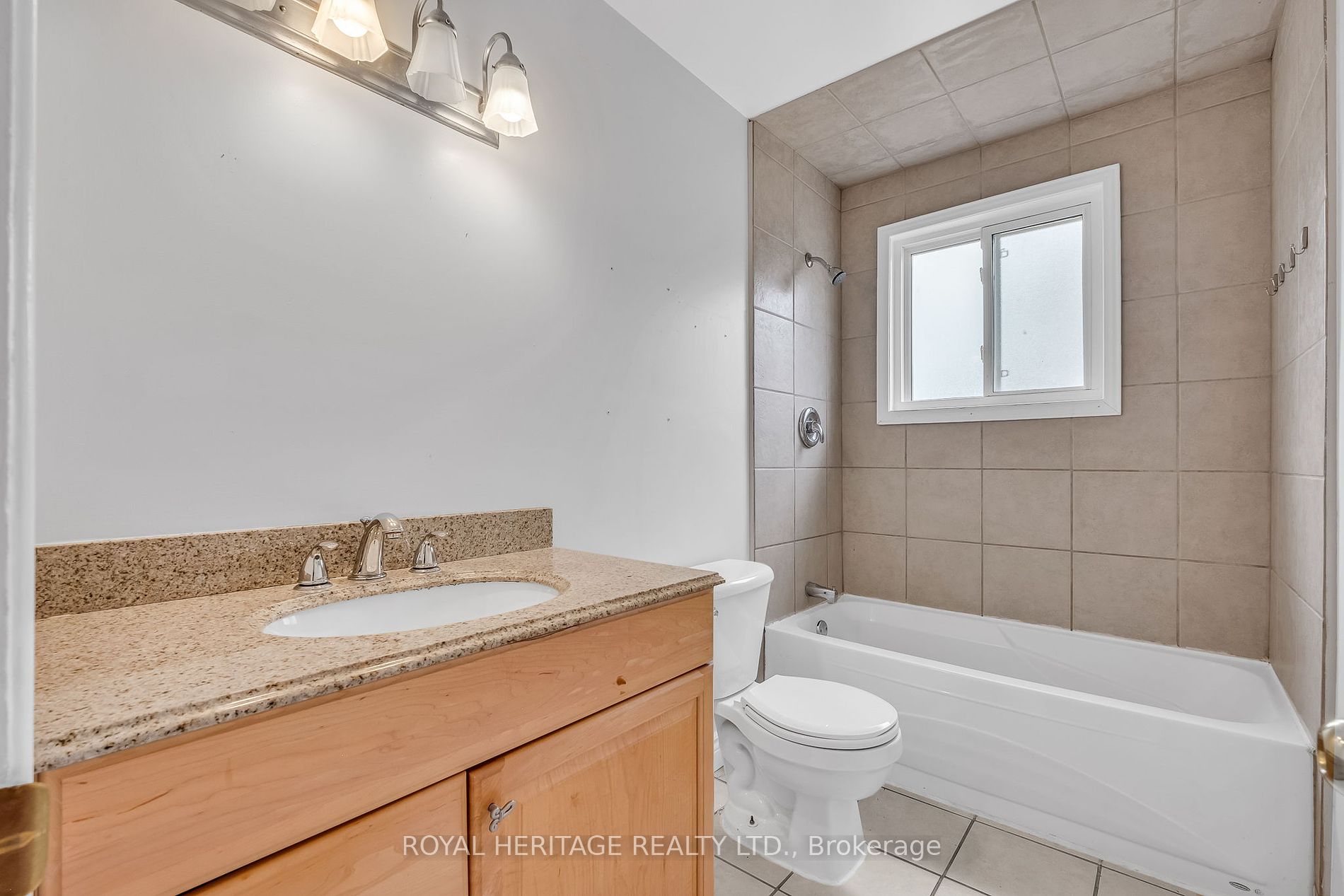 241 Sinclair St