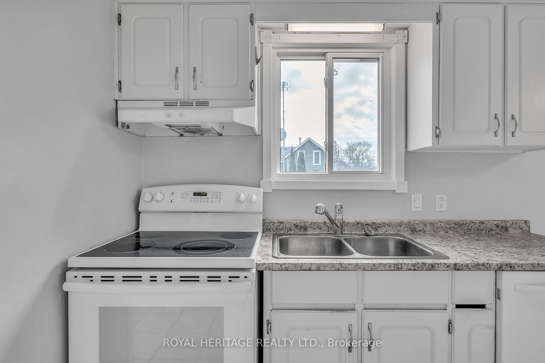 241 Sinclair St