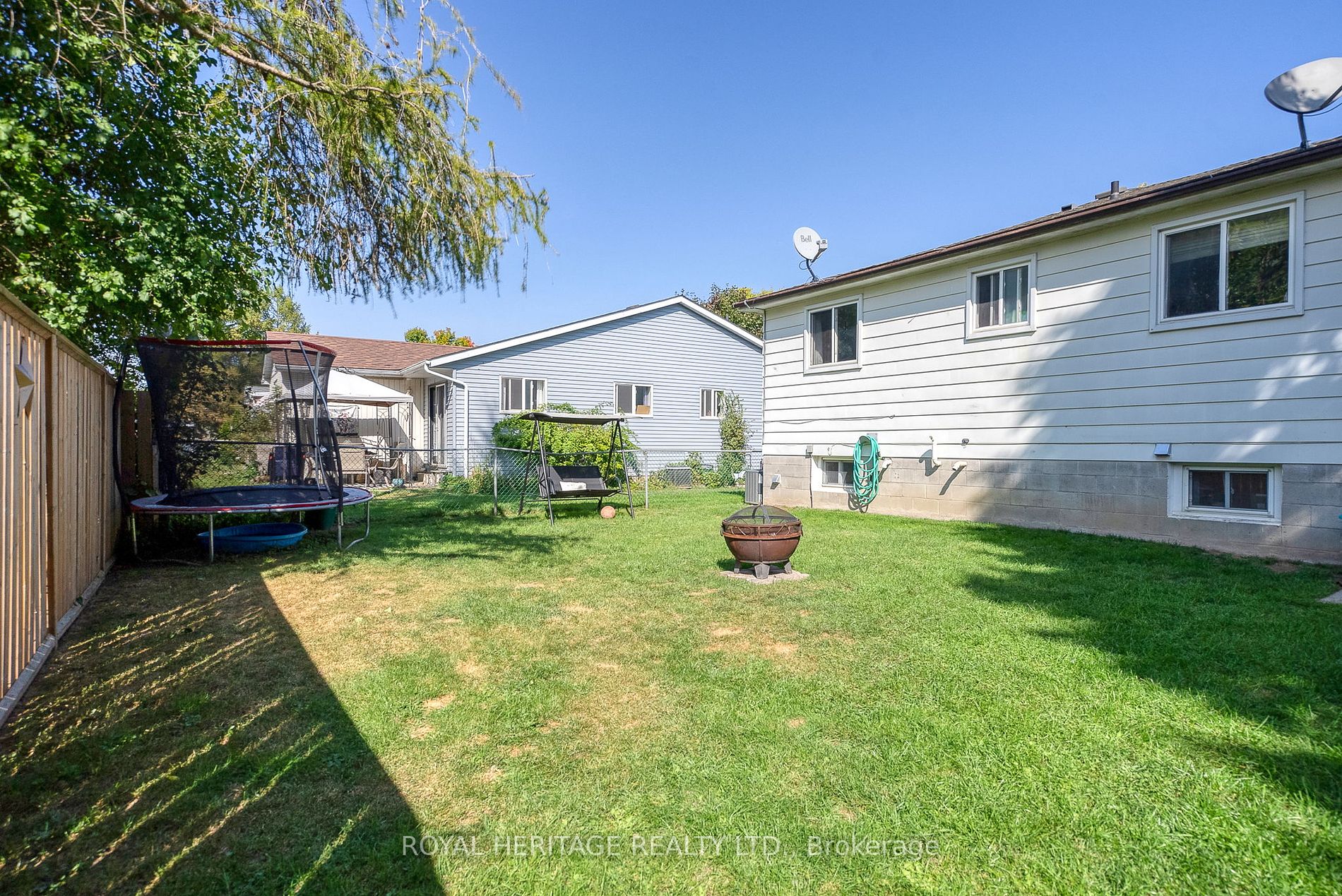 241 Sinclair St