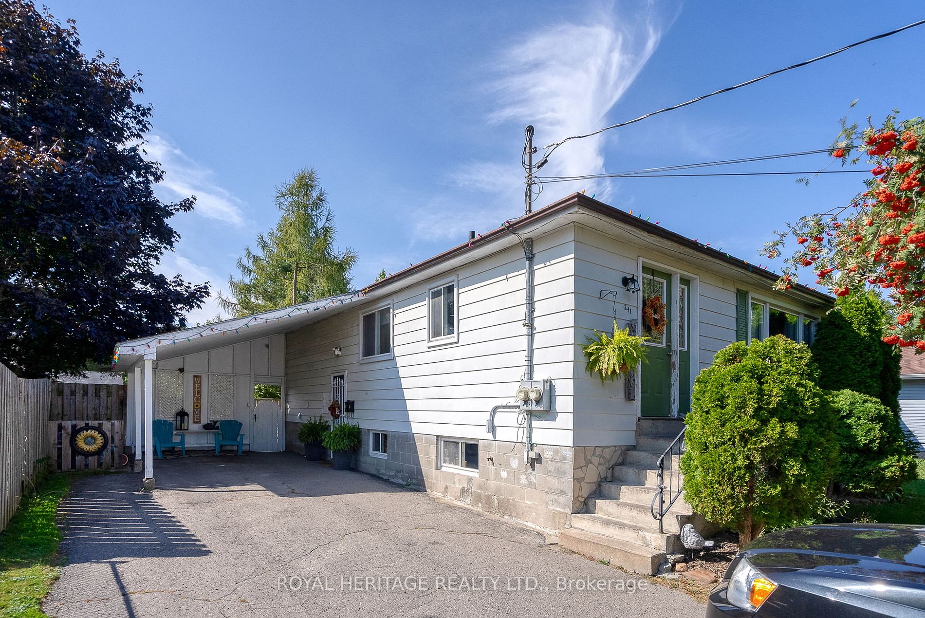 241 Sinclair St