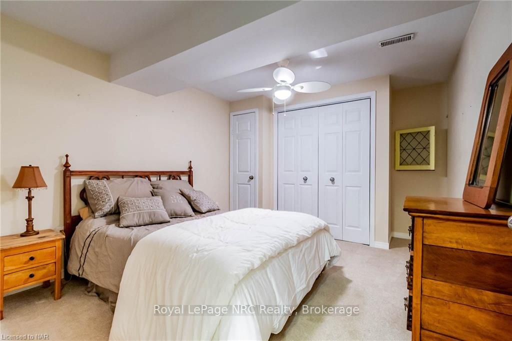 6 Carson Court