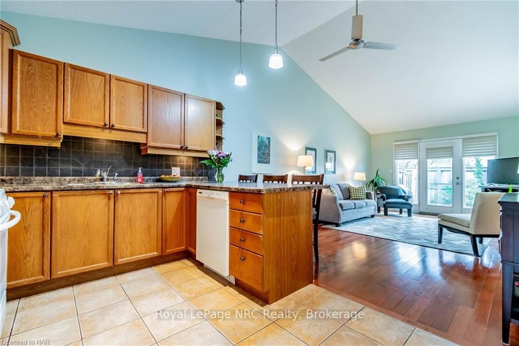 6 Carson Court