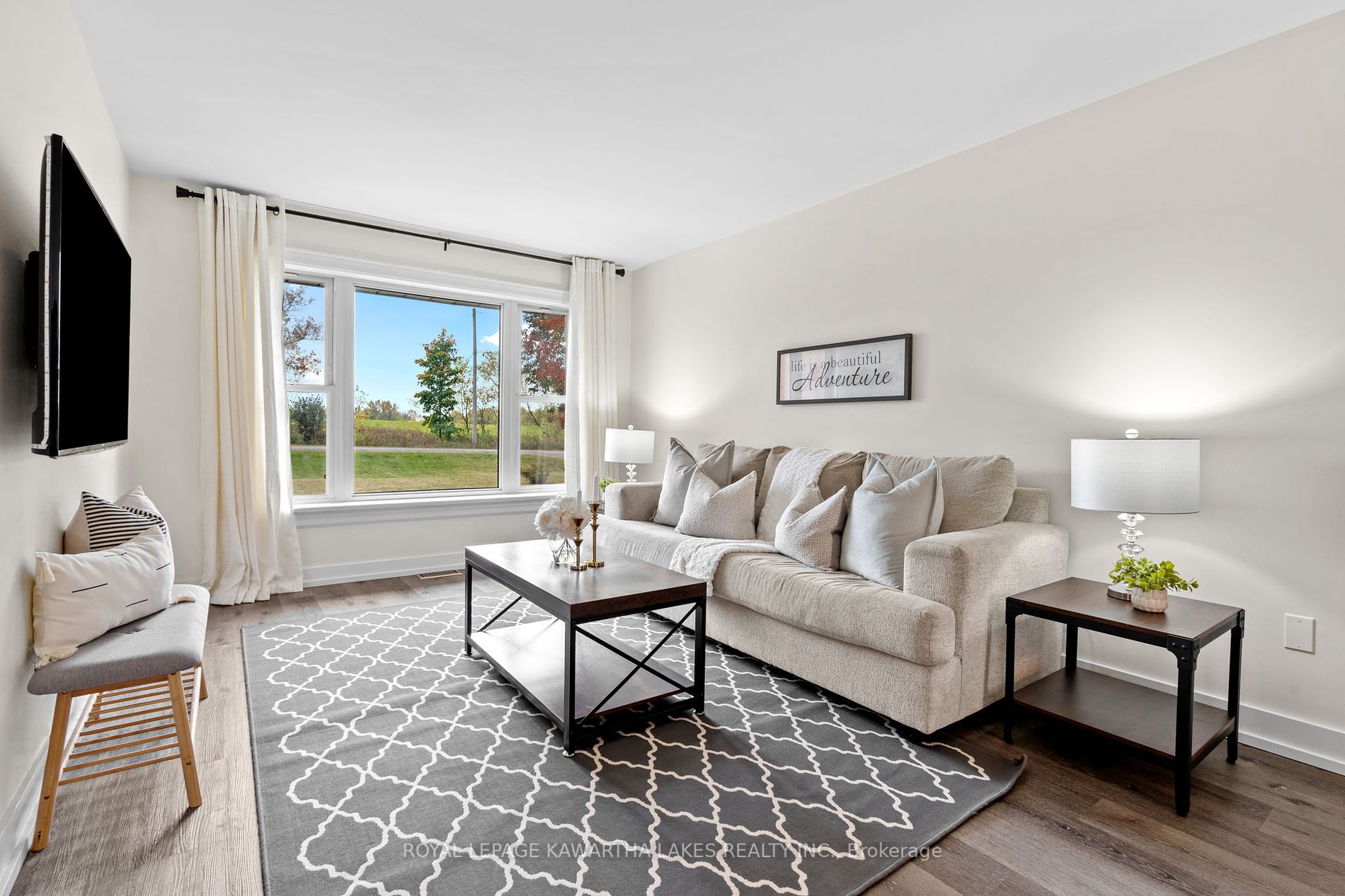 16 Rosies Rd