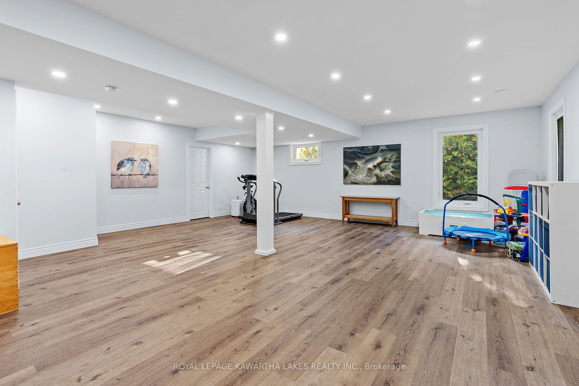 16 Rosies Rd