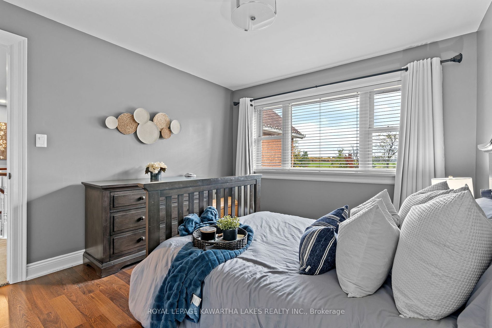 16 Rosies Rd