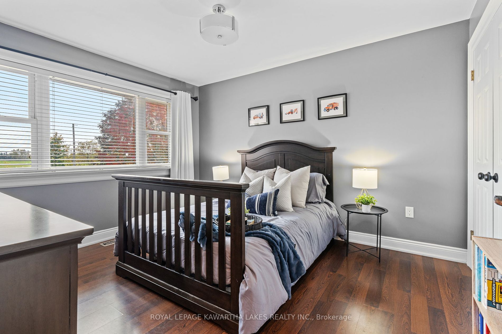 16 Rosies Rd