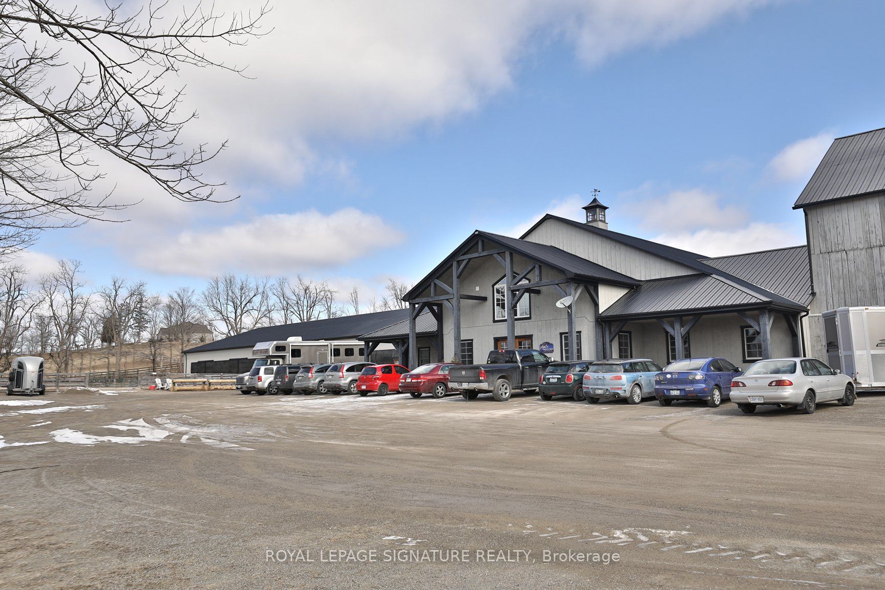 1694 Centre Rd