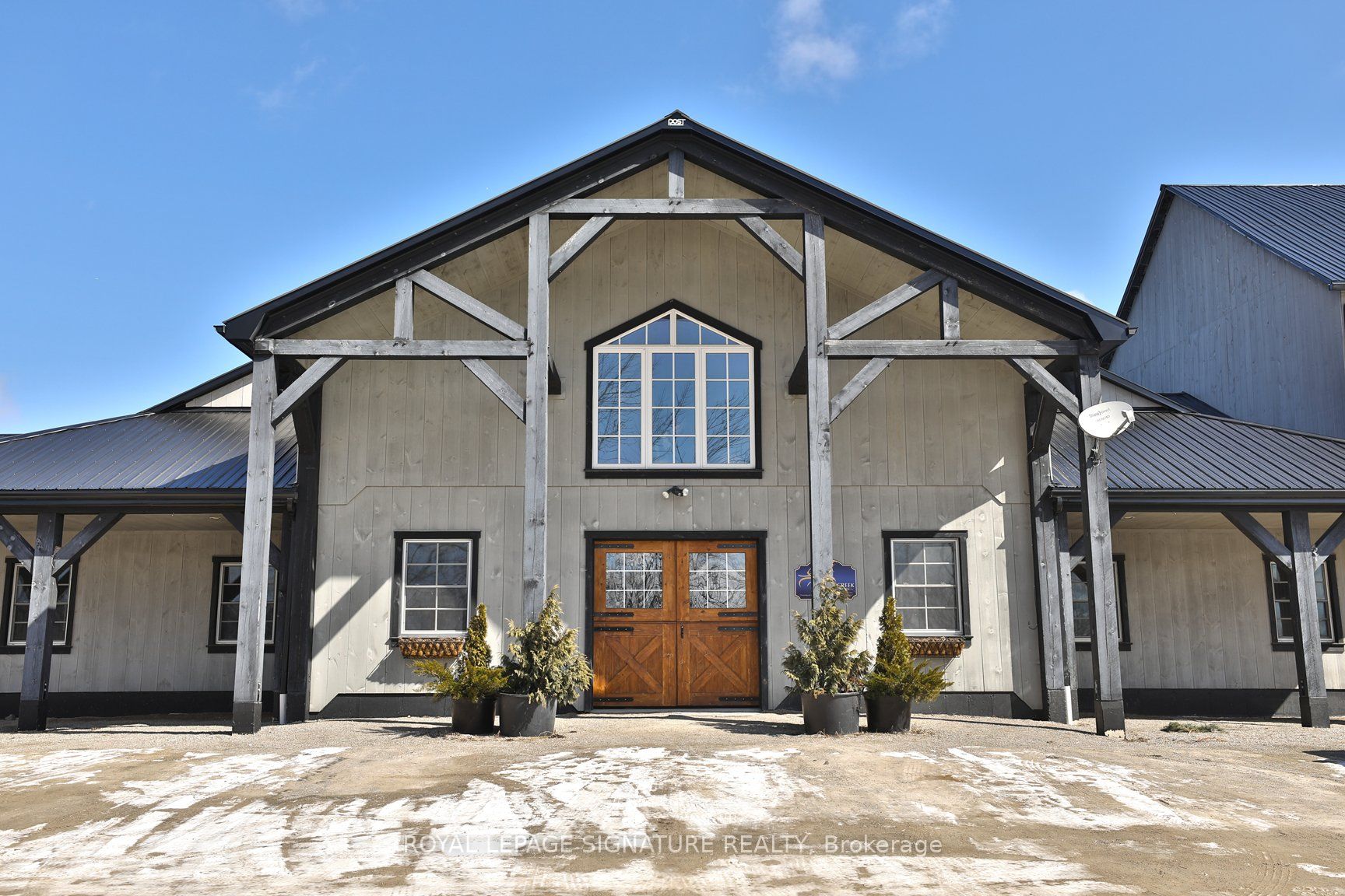 1694 Centre Rd