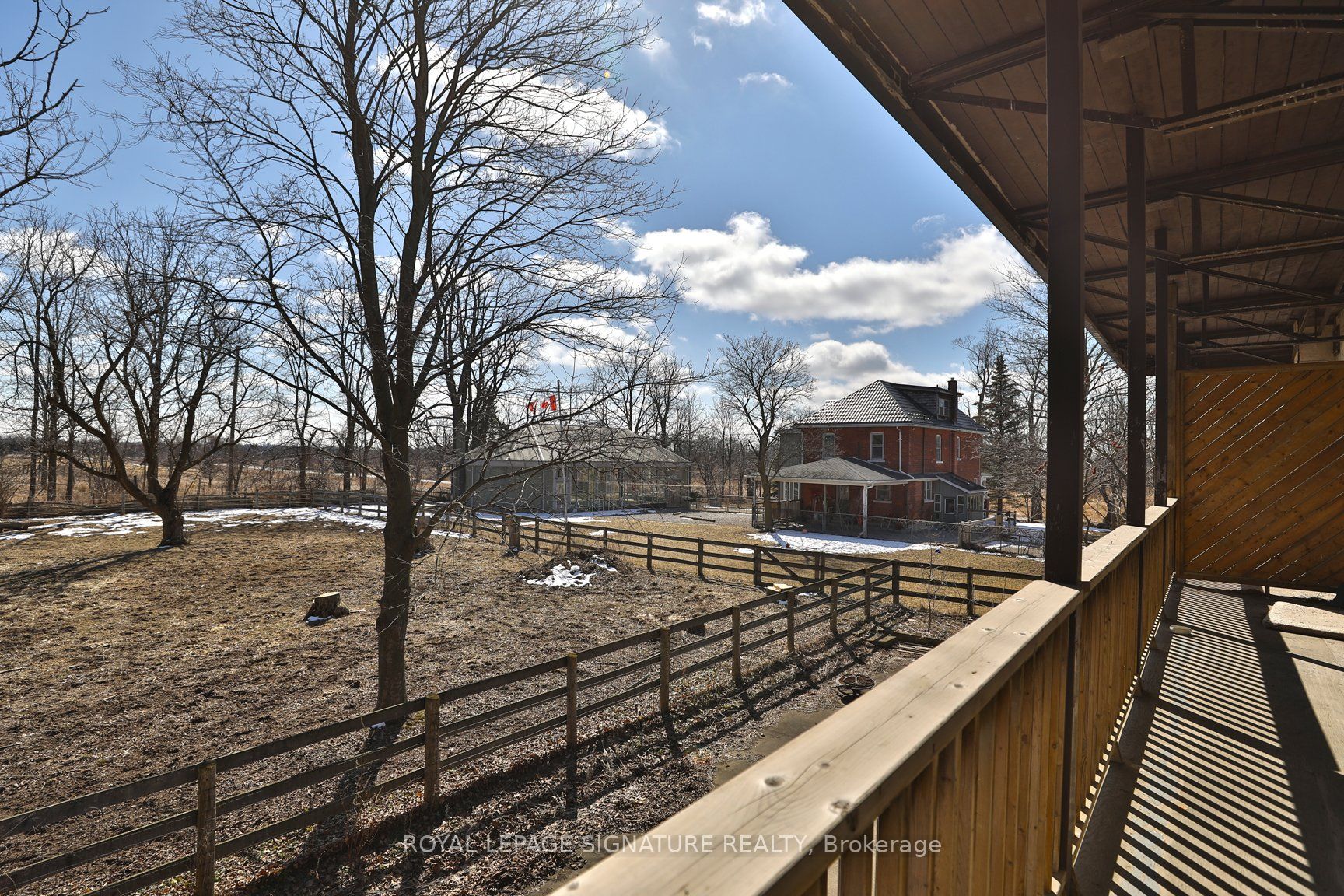 1694 Centre Rd
