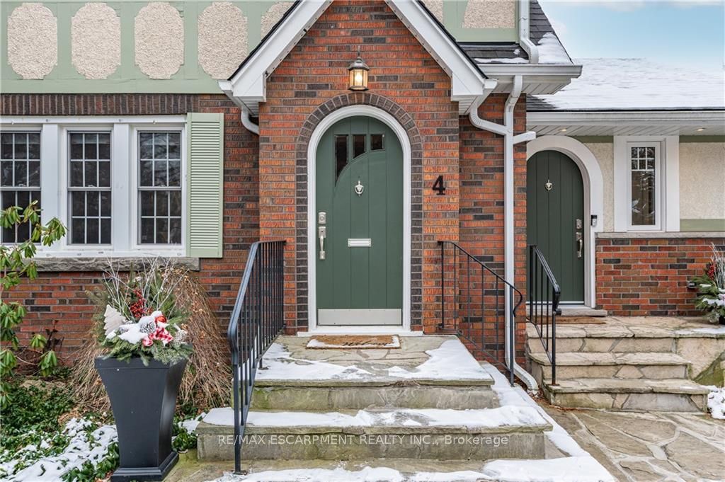 4 JERSEYVILLE Road E