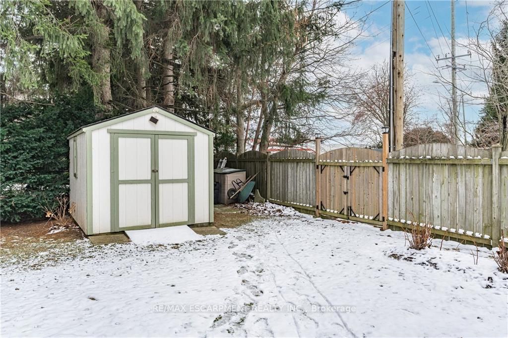 4 JERSEYVILLE Road E