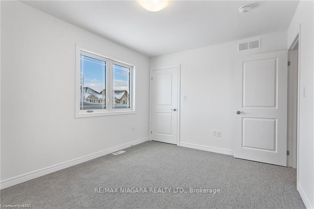 11 Alicia Crescent